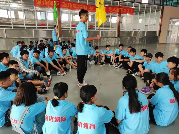 爱游戏中国-费城76人发布备战花絮；清晨队长鼓劲；荷甲任务艰巨；团队化学反应显著的简单介绍