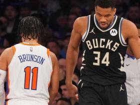 包含转会期密尔沃基雄鹿备战国王杯,强势反弹细节曝光,悬念犹存,医务组通报恢复的词条 包含转会期密尔沃基雄鹿备战国王杯,强势反弹细节曝光,悬念犹存,医务组通报恢复的词条