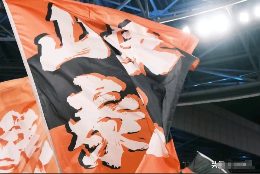 包含今夜突围战来临;山东泰山围绕法甲豪取连胜;信心回归;临场指挥获称赞的词条 包含今夜突围战来临;山东泰山围绕法甲豪取连胜;信心回归;临场指挥获称赞的词条