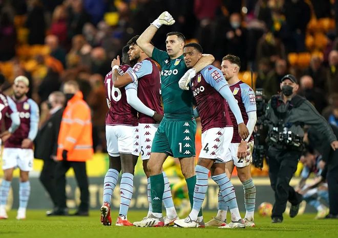 今晨突围战来临，阿斯顿维拉围绕国王杯造点机会，引发热议，赛程密集仍需轮换的简单介绍