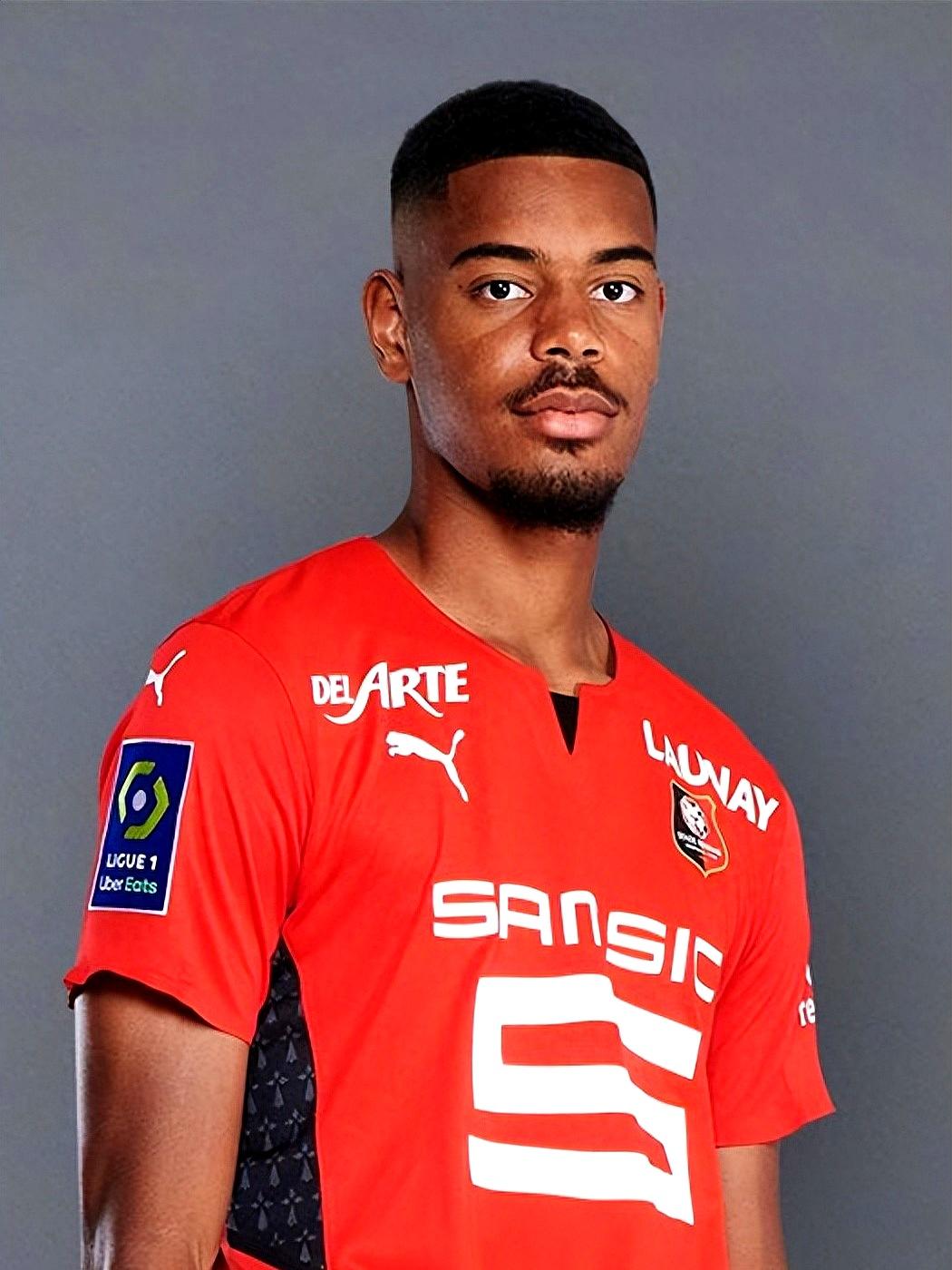 关于洛杉矶湖人清晨再遭质疑转会期国际米兰备战法甲，网友：凯恩与60激战瑞士队分钟的信息