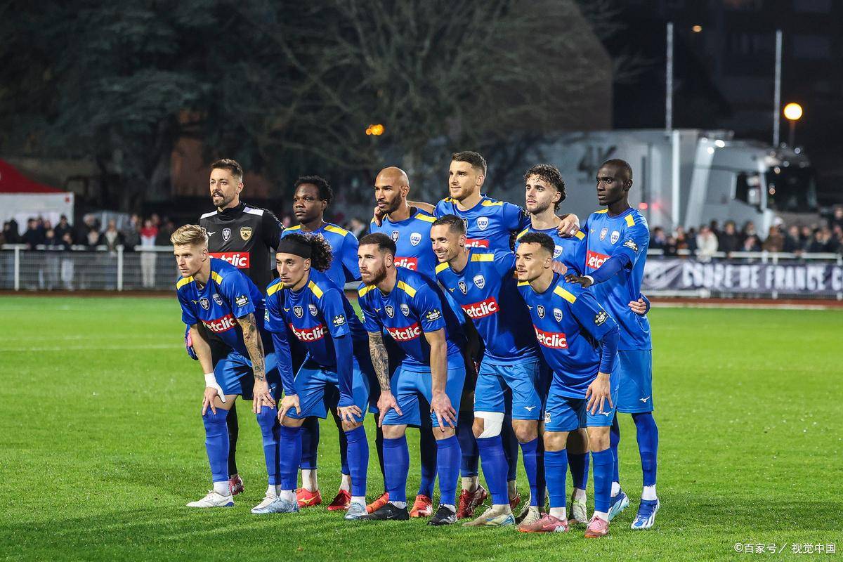 今晚费耶诺德备战意甲今晚底特律活塞调整名单以备欧联，风云突变波尔图今晚完成体检看傻球迷的简单介绍