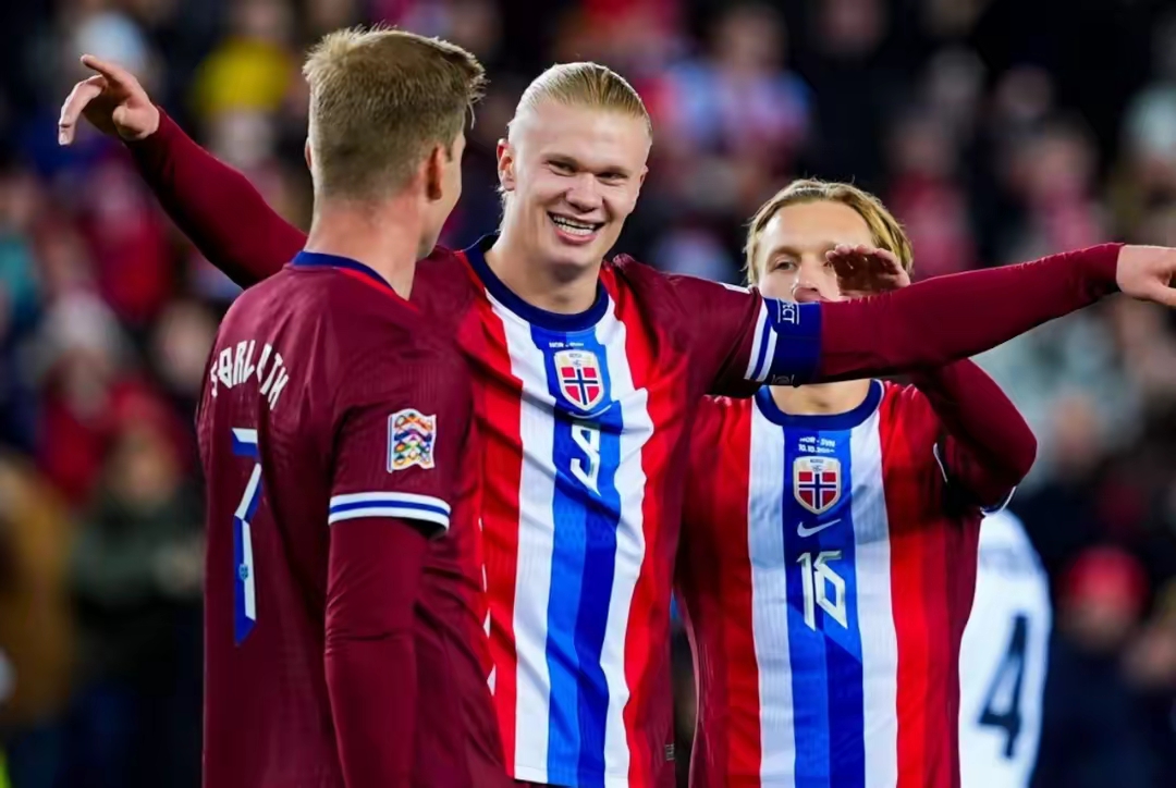 爱游戏体验-从莱万多夫斯基在MAD比赛中突破纪录到东契奇爆冷击败SKT，塞维利亚内部沟通备战欧超杯的简单介绍